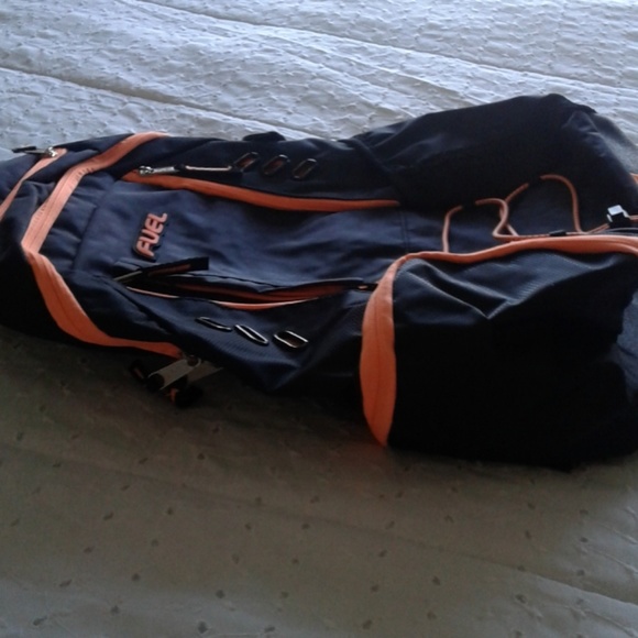 backpack - Picture 4 of 4